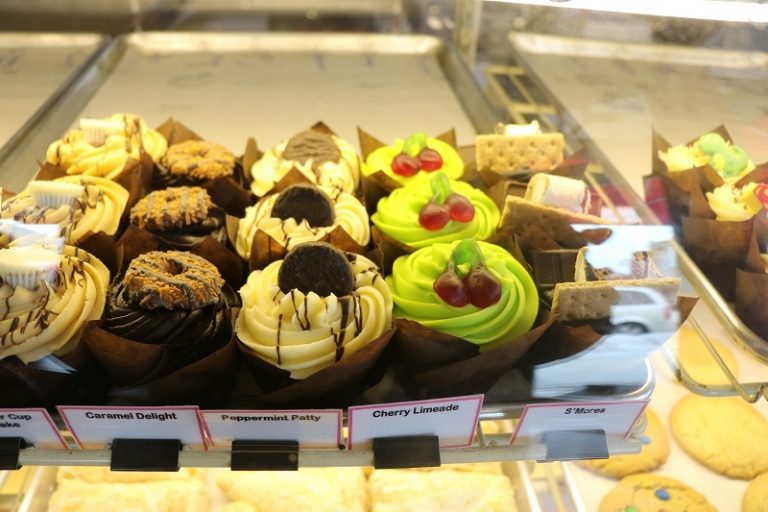 Jen's Sweet Treats – The Gateway to Milwaukee